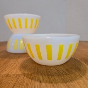 Set of 3 Rare Federal Glass Yellow Stripe Bowls, 5” Mid Century Milk Glass